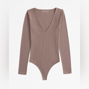 Abercrombie • Long-Sleeve Cotton-Blend Seamless Fabric V-Neck Bodysuit • Small